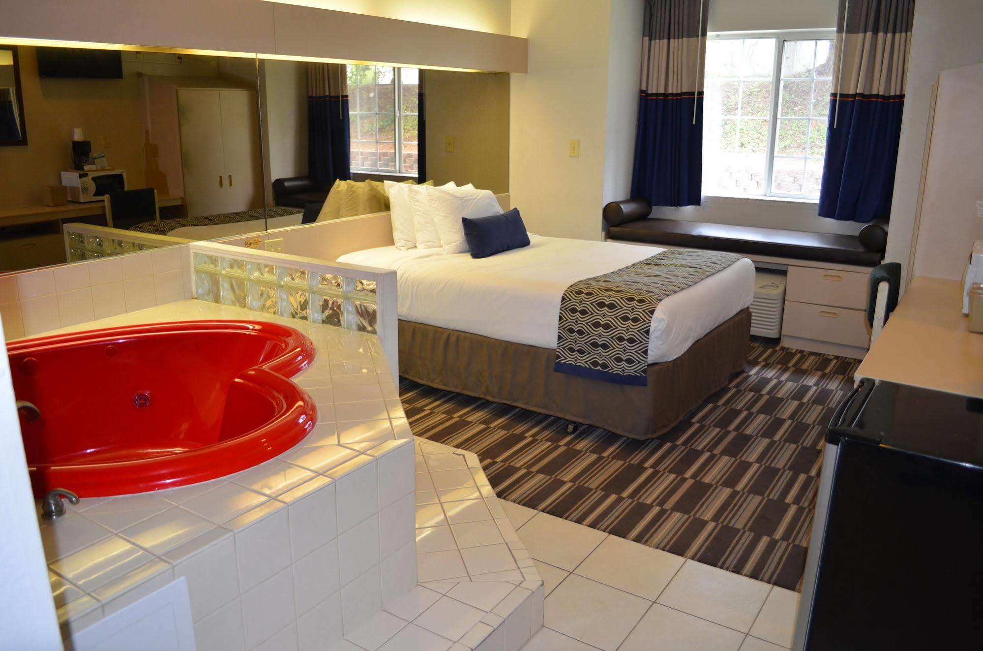 Microtel Inn & Suites By Wyndham Union City/Atlanta Airport Kültér fotó